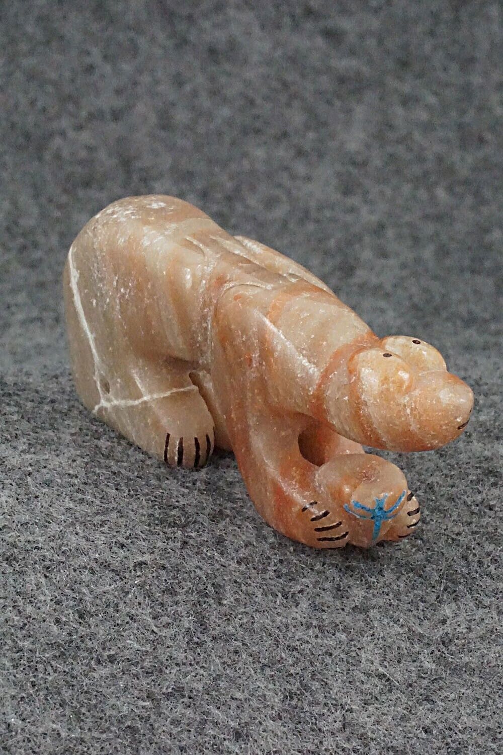Mountain Lion Zuni Fetish Carving - Rick Kallestewa
