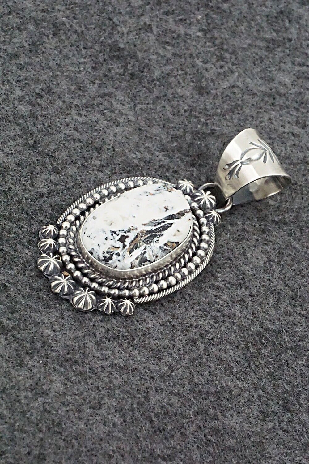 White Buffalo & Sterling Silver Pendant & Earrings Set - Raymond Delgarito