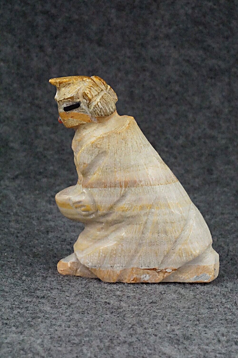 Corn Maiden Zuni Fetish Carving - Derrick Kaamasee