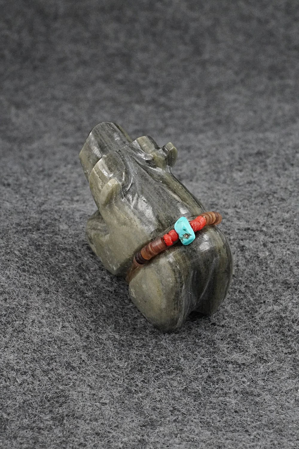 Bear Zuni Fetish Carving - Benina Kallestewa