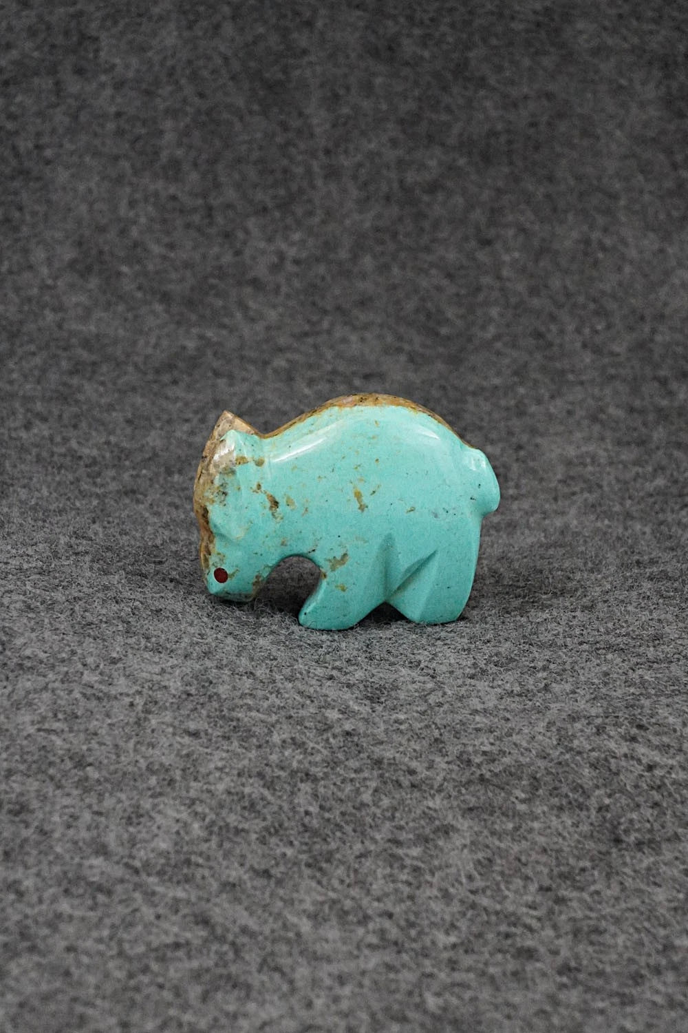 Rabbit Zuni Fetish Carving - Kenric Laiwekete