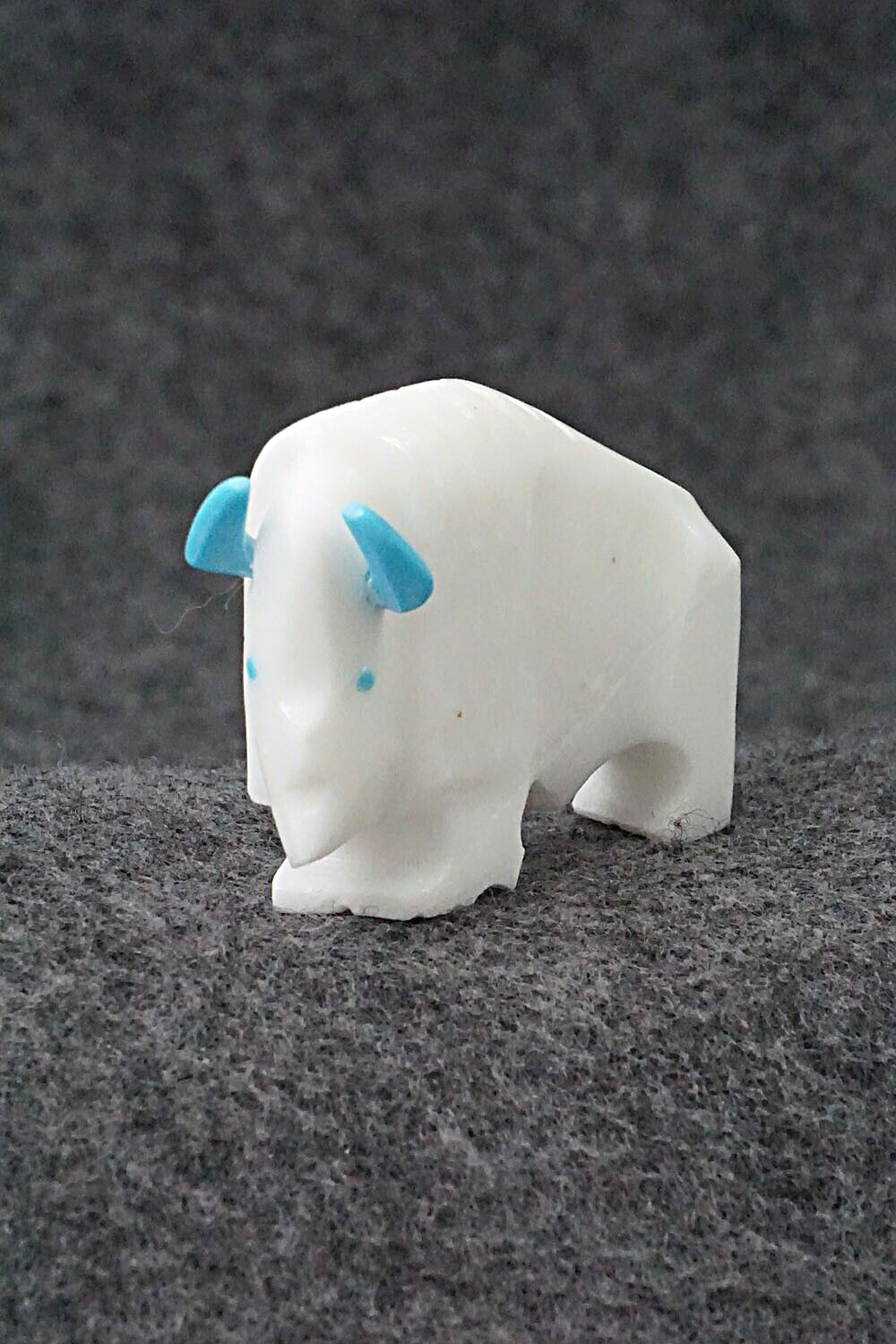 Buffalo Zuni Fetish Carving - Todd Etsate