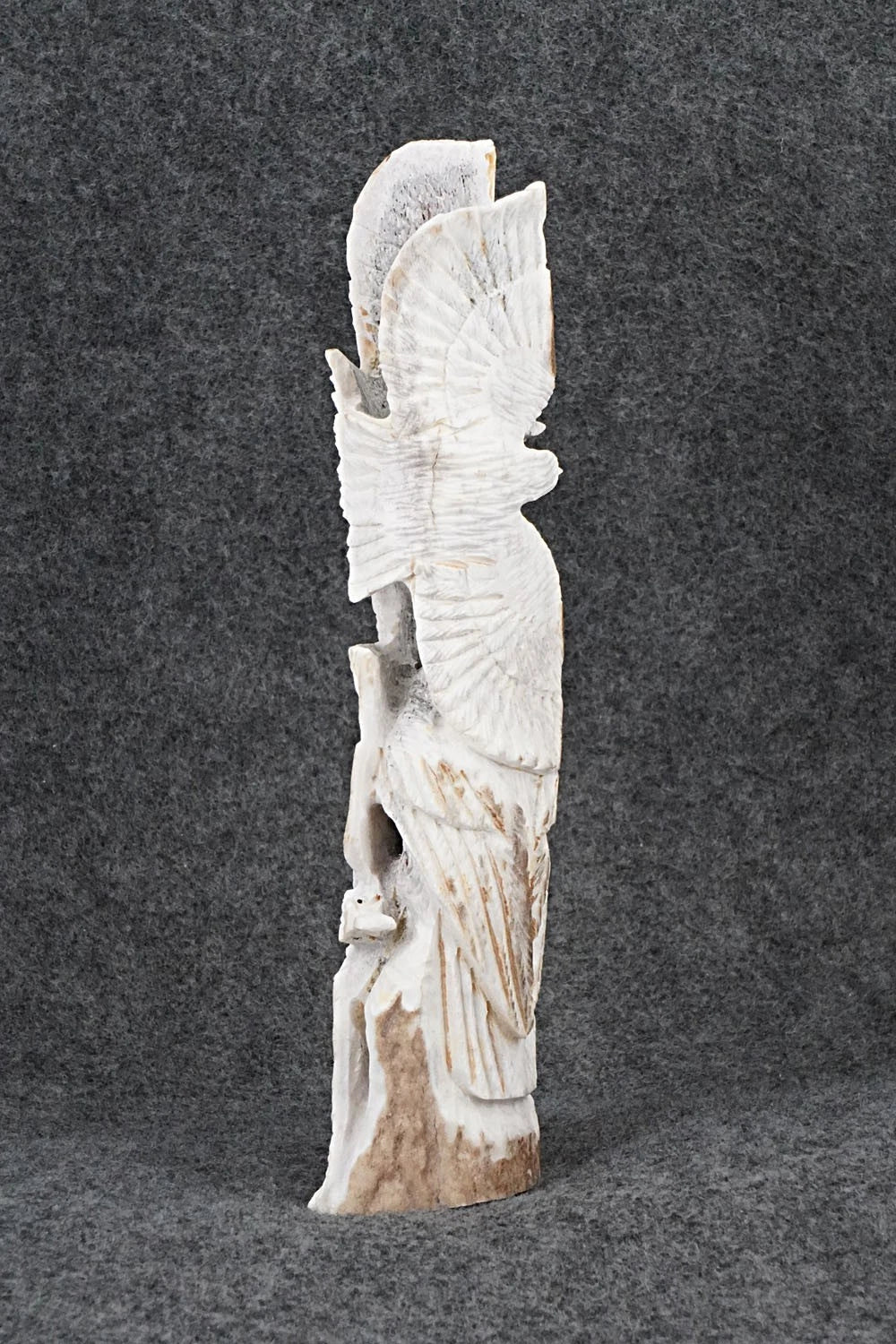 Eagles Zuni Fetish Carving - Lewis Malie