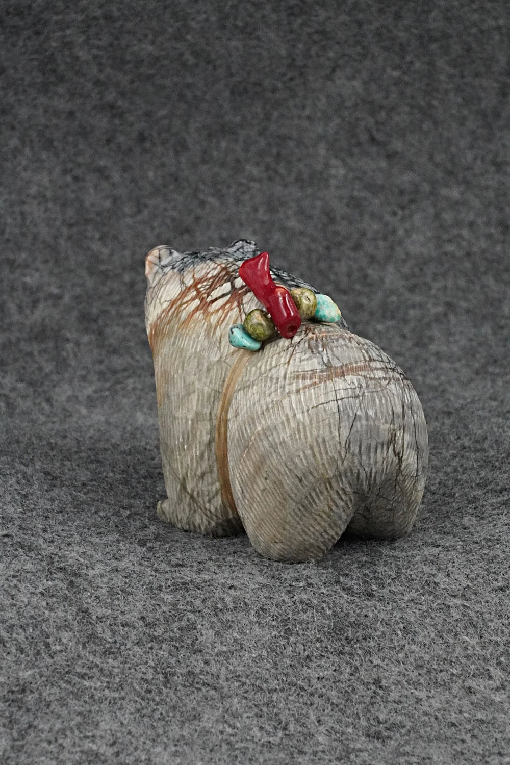 Bear Zuni Fetish Carving - Paulette & Farlan Quam