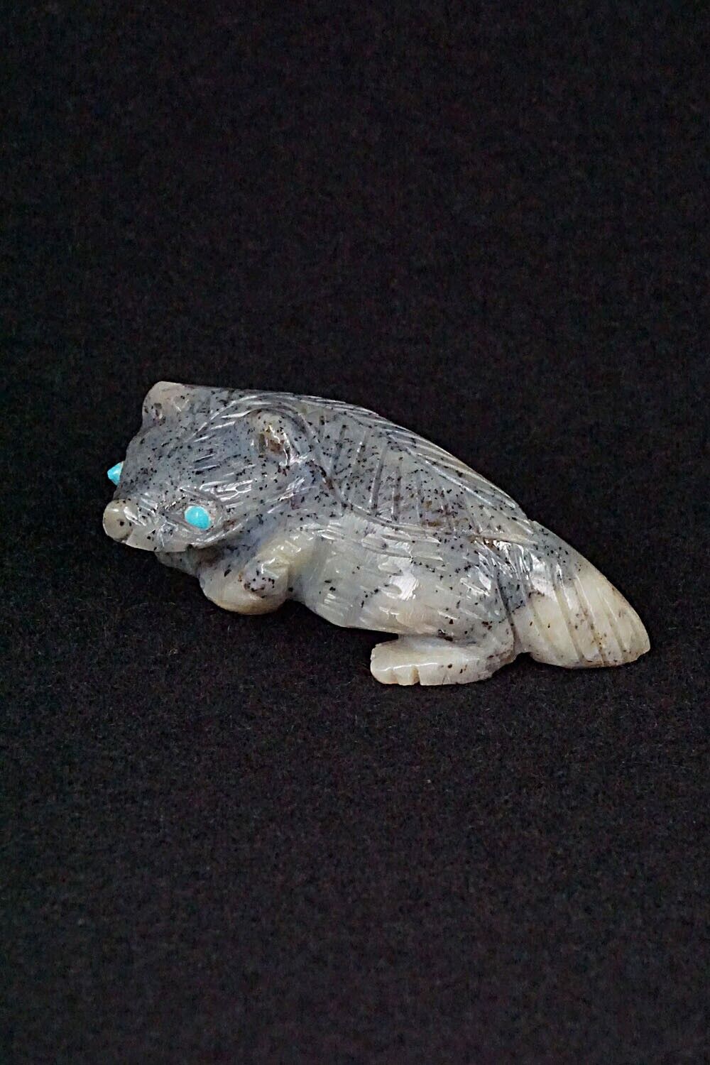 Badger Zuni Fetish Carving - Karen Zunie