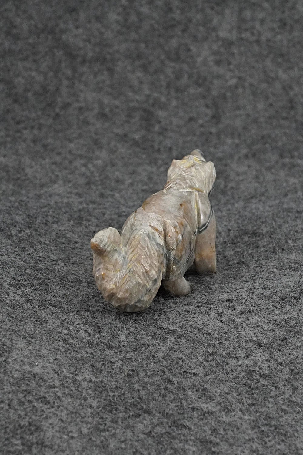 Wolf Zuni Fetish Carving - Scotty Gennett