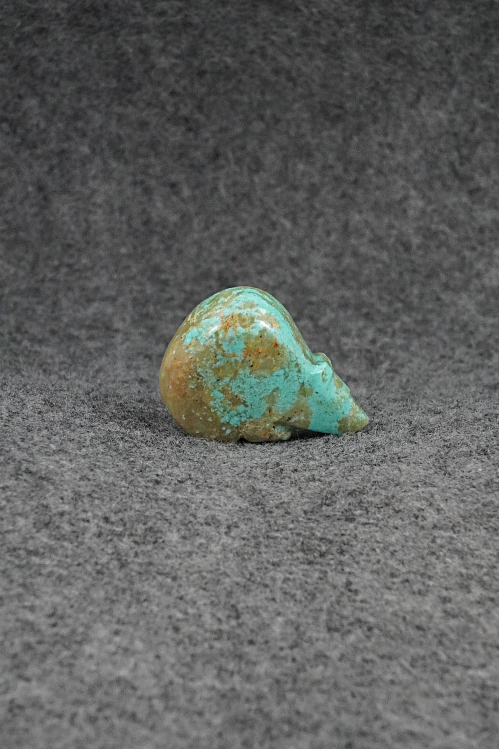 Bear Zuni Fetish Carving - Abby Panteah Quam