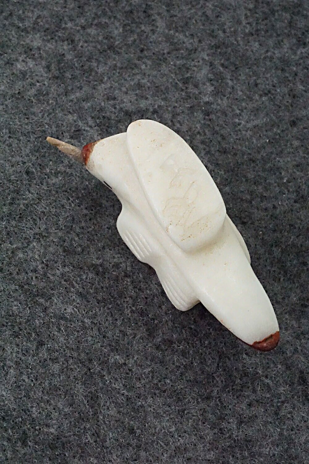 Hummingbird Zuni Fetish Carving - Justin Red Elk