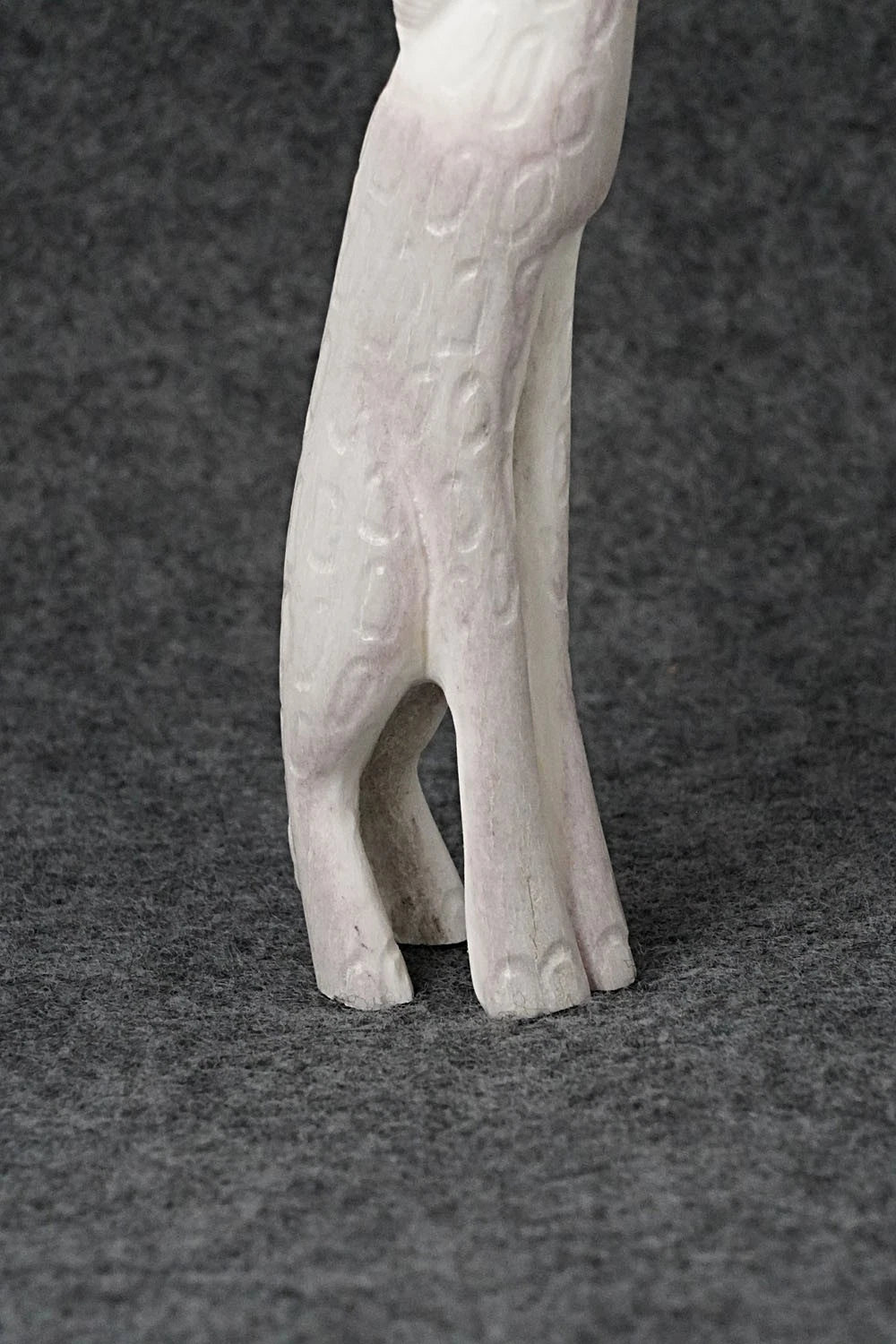 Giraffe Zuni Fetish Carving - Max Laate