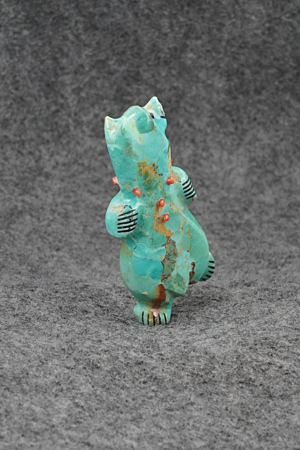 Bear Zuni Fetish Carving - Claudia Peina