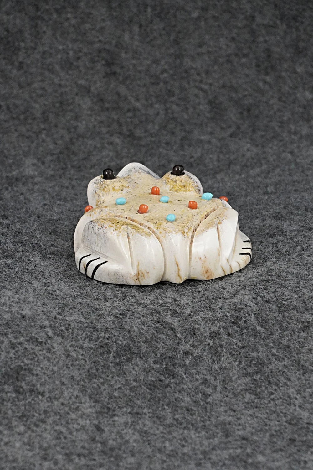 Frog Zuni Fetish Carving - Claudia Peina