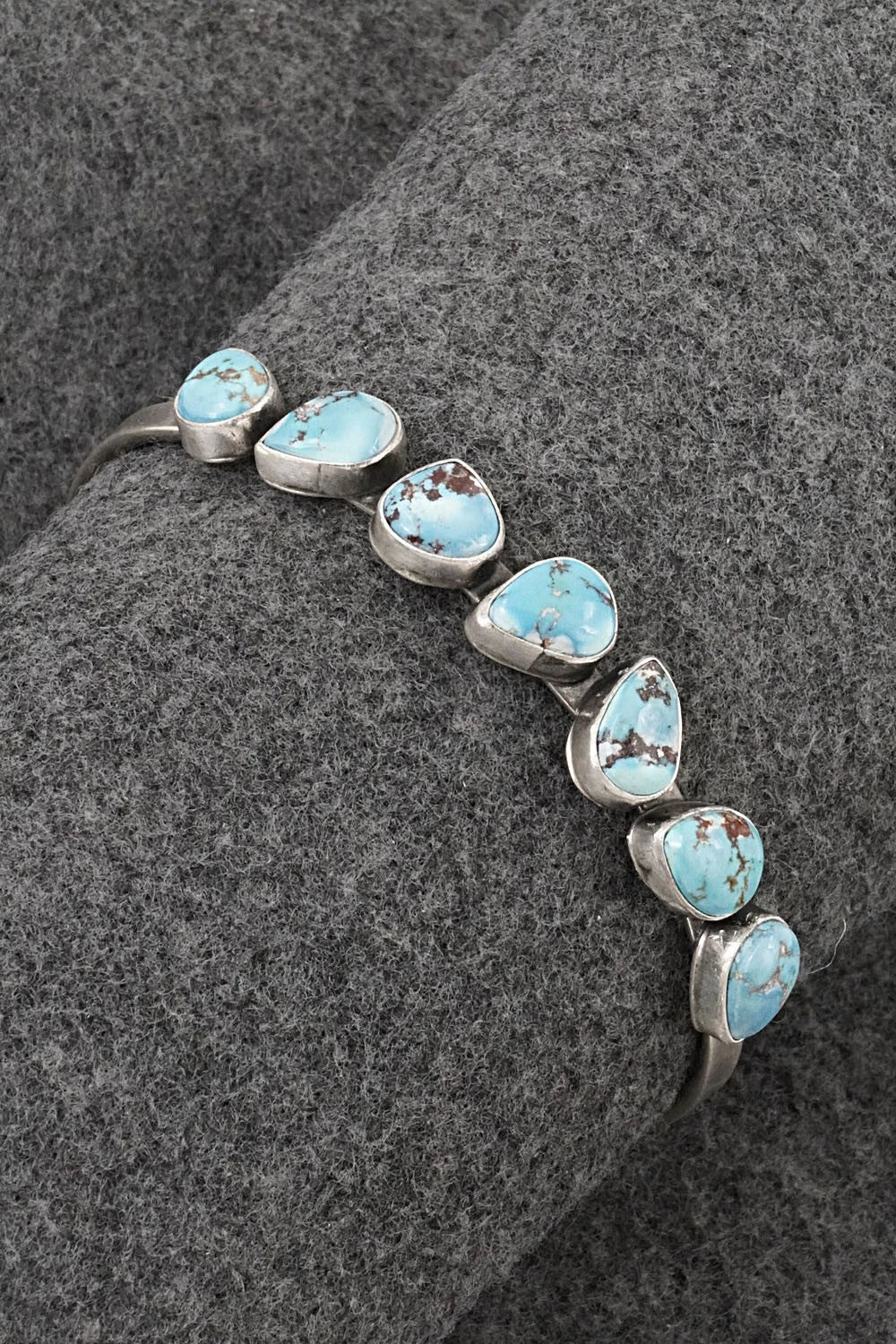 Turquoise & Sterling Silver Bracelet - Verley Betone