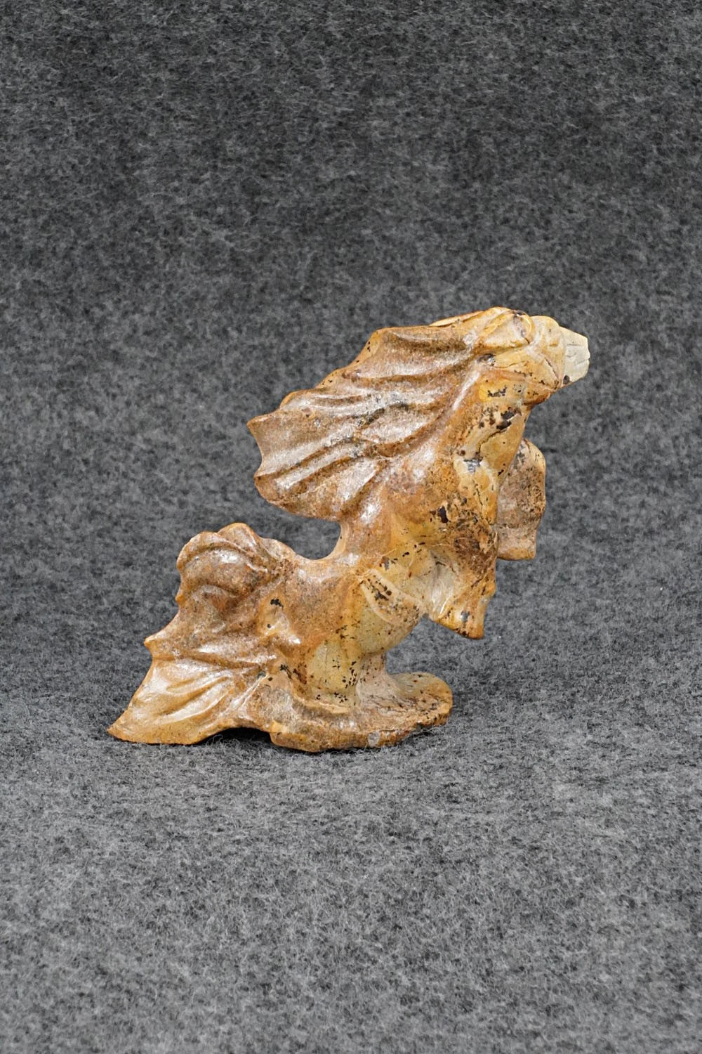 Horse Zuni Fetish Carving - Terrance Panteah