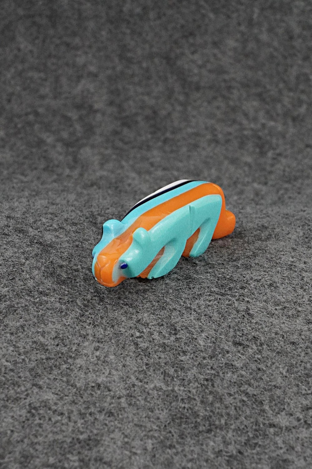 Mountain Lion Zuni Fetish Carving - Reynold Lunasee