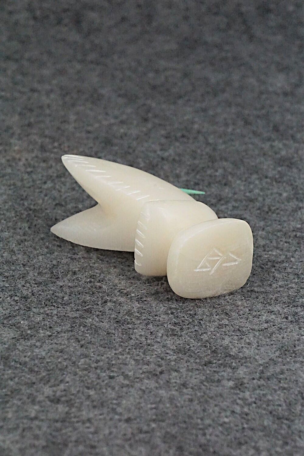 Hummingbird Zuni Fetish Carving - Brandon Phillips