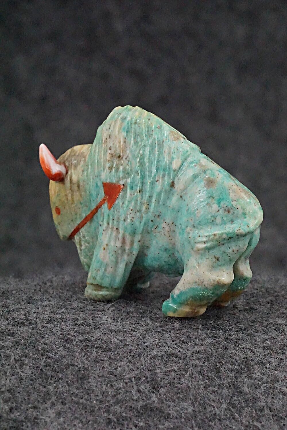 Buffalo Zuni Fetish Carving - Andres Quandelacy