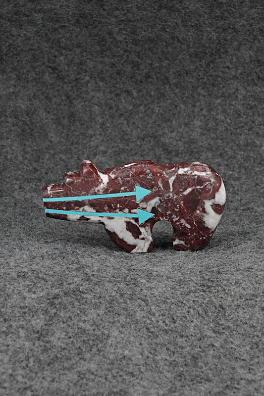 Bear Zuni Fetish Carving - Bernard Laiwakete