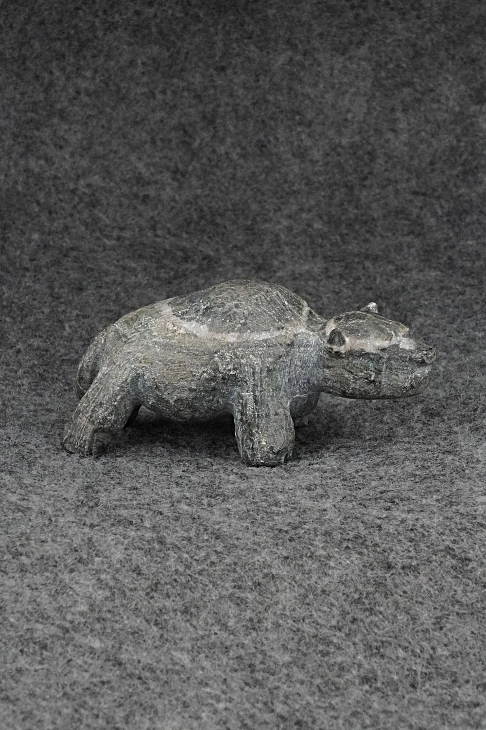 Buffalo Zuni Fetish Carving - Derrick Kammasee