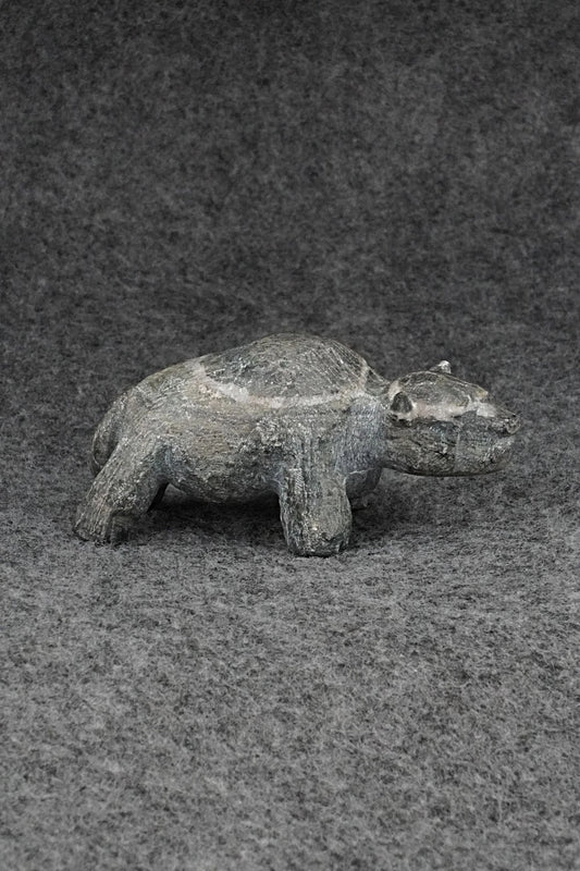 Buffalo Zuni Fetish Carving - Derrick Kammasee