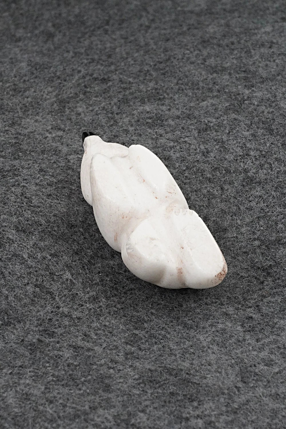 Bear Zuni Fetish Carving - Justin Red Elk