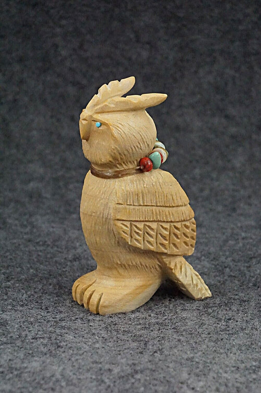 Horned Owl Zuni Fetish Carving - Douglas Martza