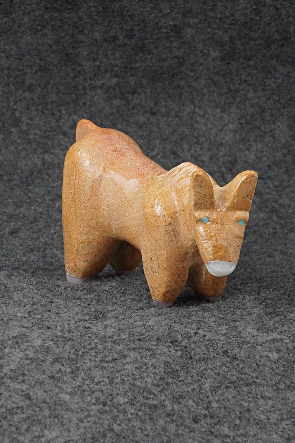 Donkey Zuni Fetish Carving - Freddie Leekya