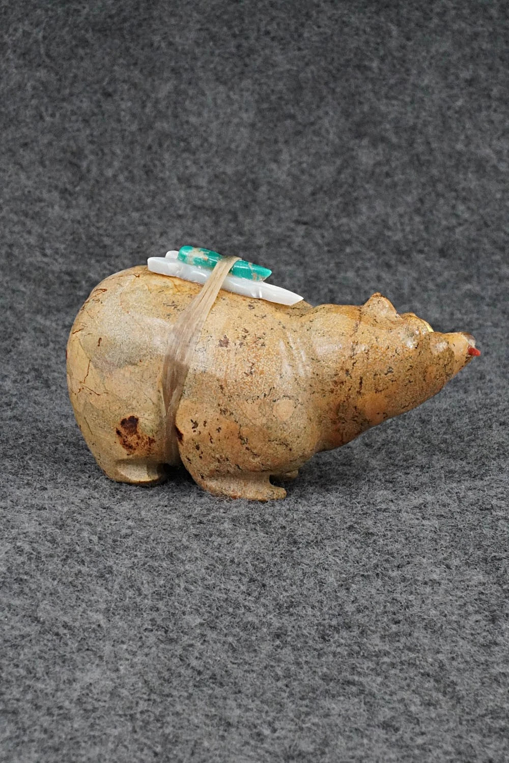 Bear Zuni Fetish Carving - Freddie Leekya