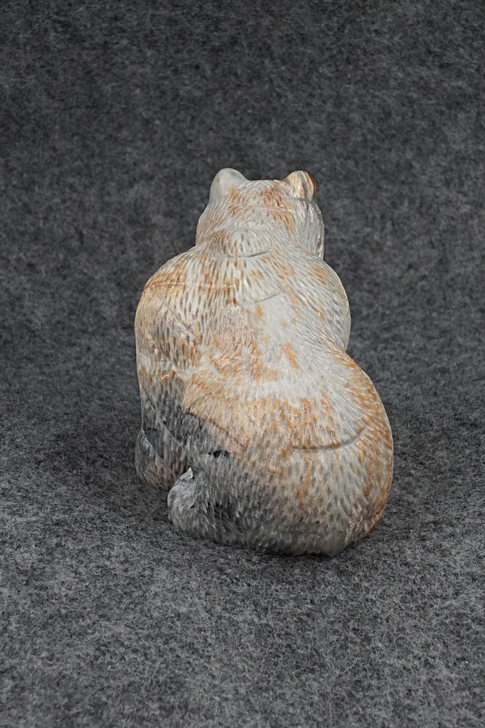 Bear Zuni Fetish Carving - Terrance Panteah