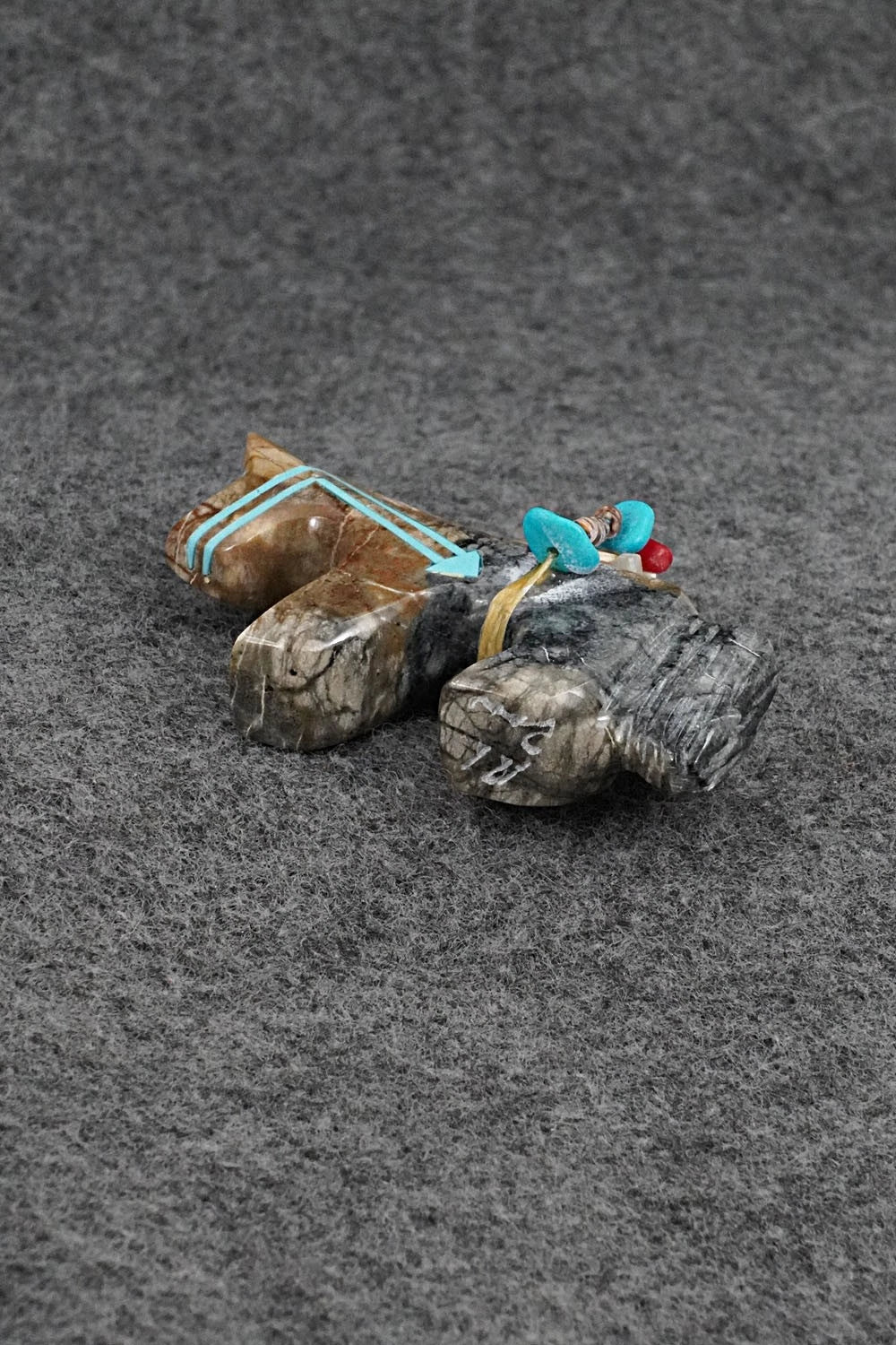 Horse Zuni Fetish Carving - Rodney Laiwakete