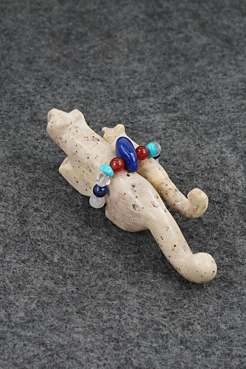 Mountain Lions Zuni Fetish Carving - Cheryl Beyuka