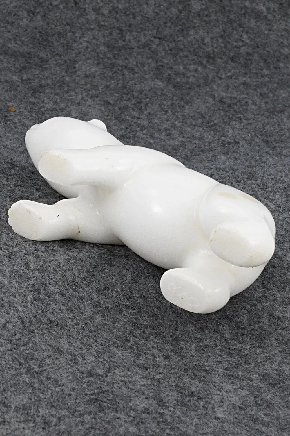 Bear Zuni Fetish Carving - Clayton Panteah