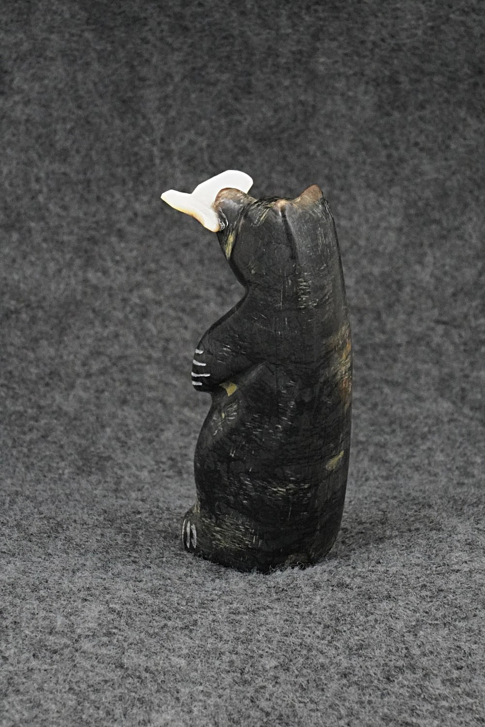 Bear Zuni Fetish Carving - Justin Red Elk