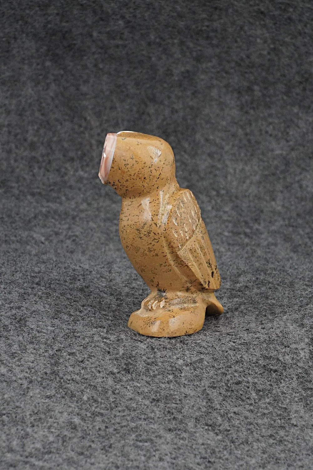 Owl Zuni Fetish Carving - Enrike Leekya