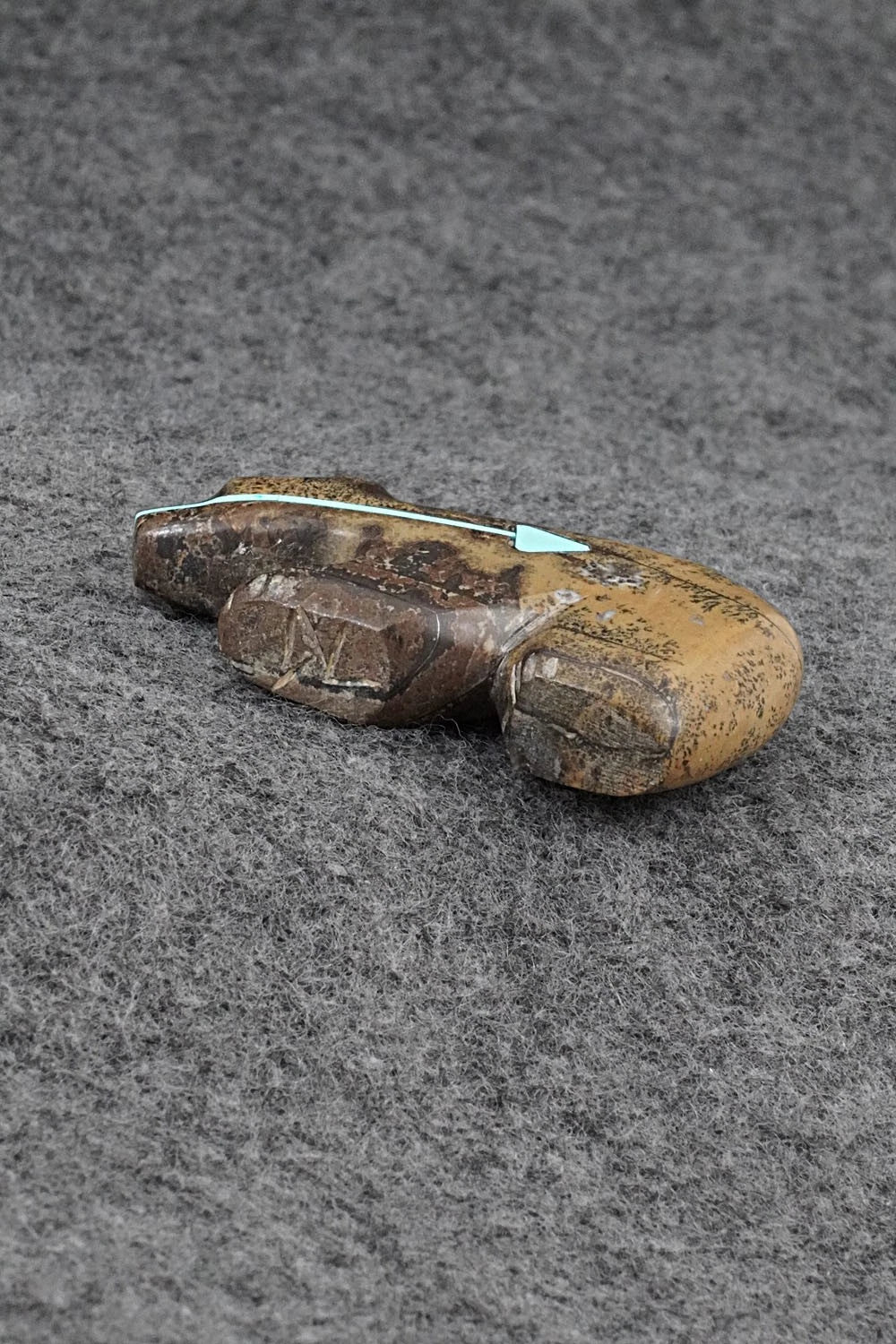 Bear Zuni Fetish Carving - Donovan Laiwakete
