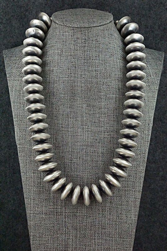 Sterling Silver Navajo Pearl Necklace 20" - Bryannen Halwood