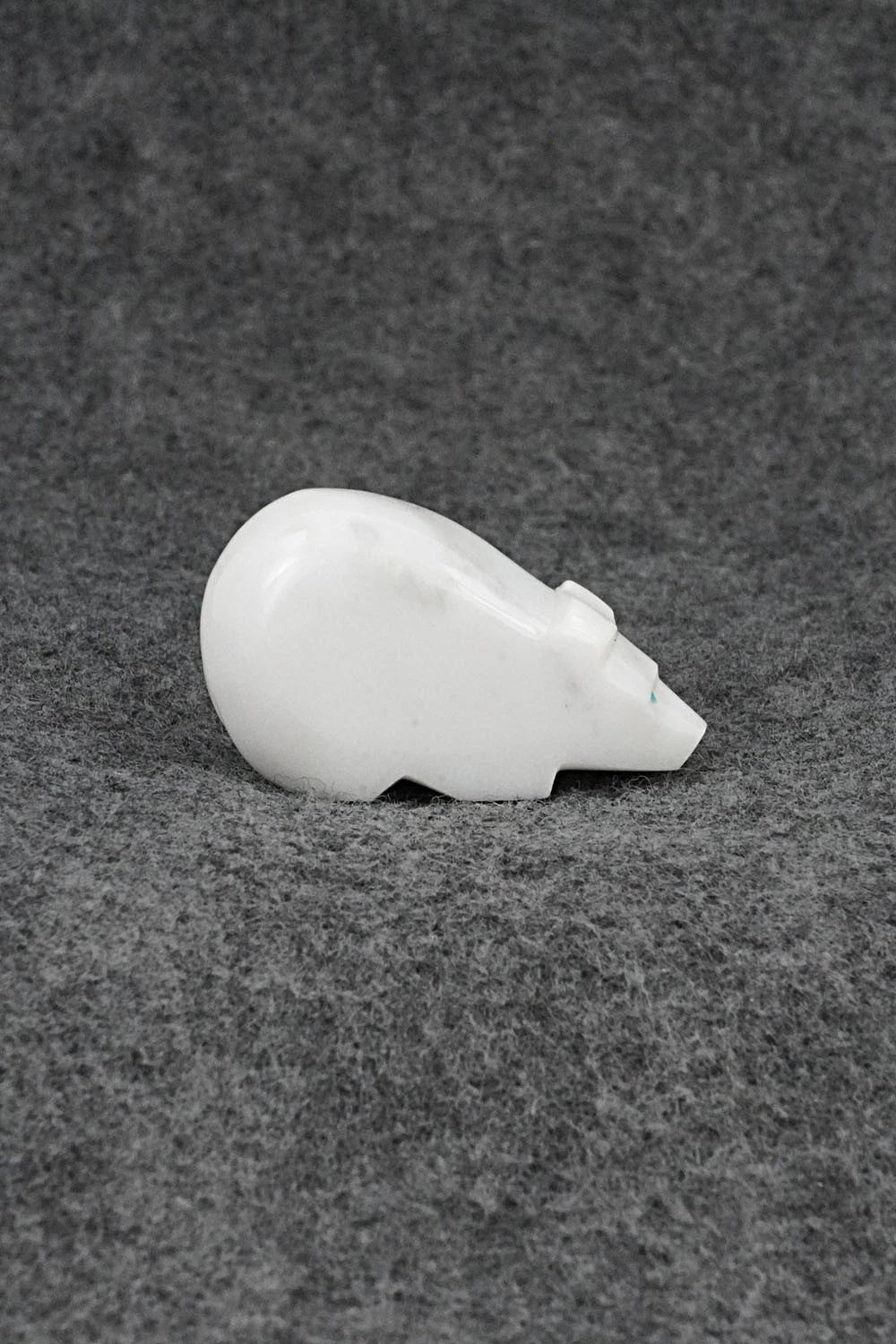 Bear Zuni Fetish Carving - Clayton Panteah