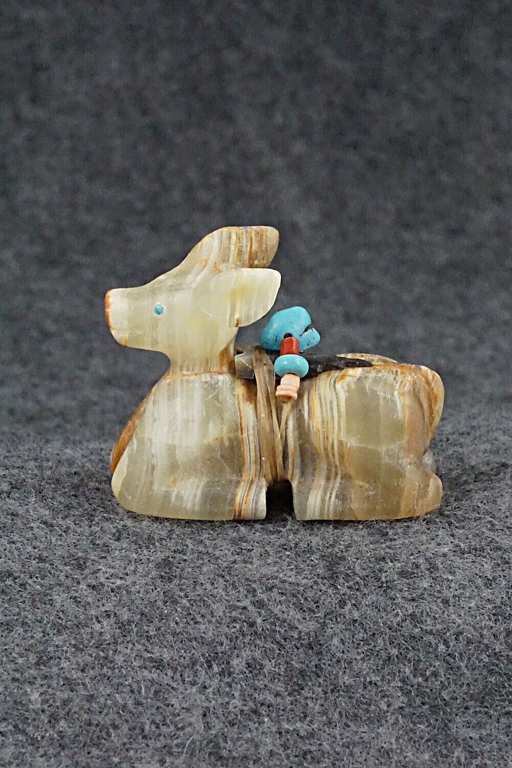 Deer Zuni Fetish Carving - Douglas Martza