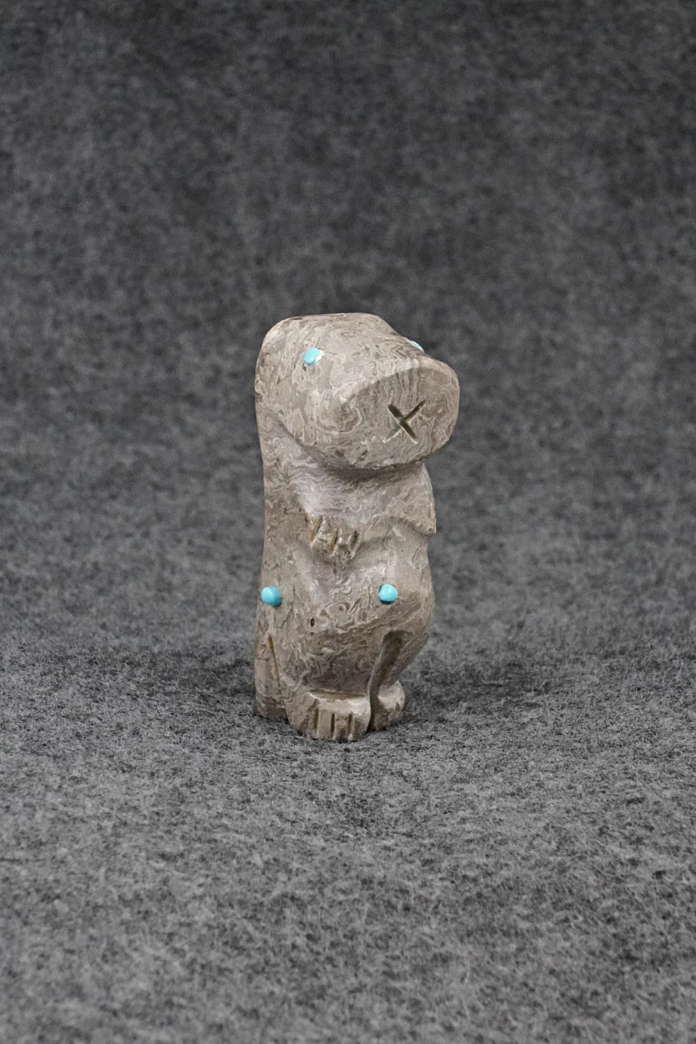 Otter Zuni Fetish Carving - Alexander Chavez