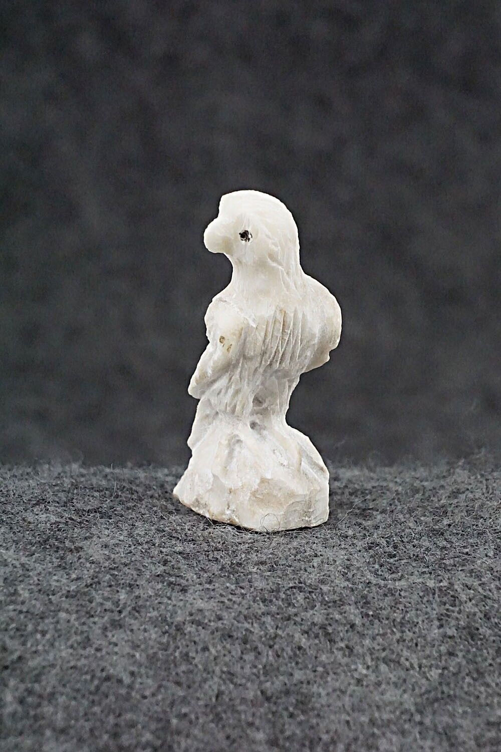 Eagle Zuni Fetish Carving - Lewis Malie