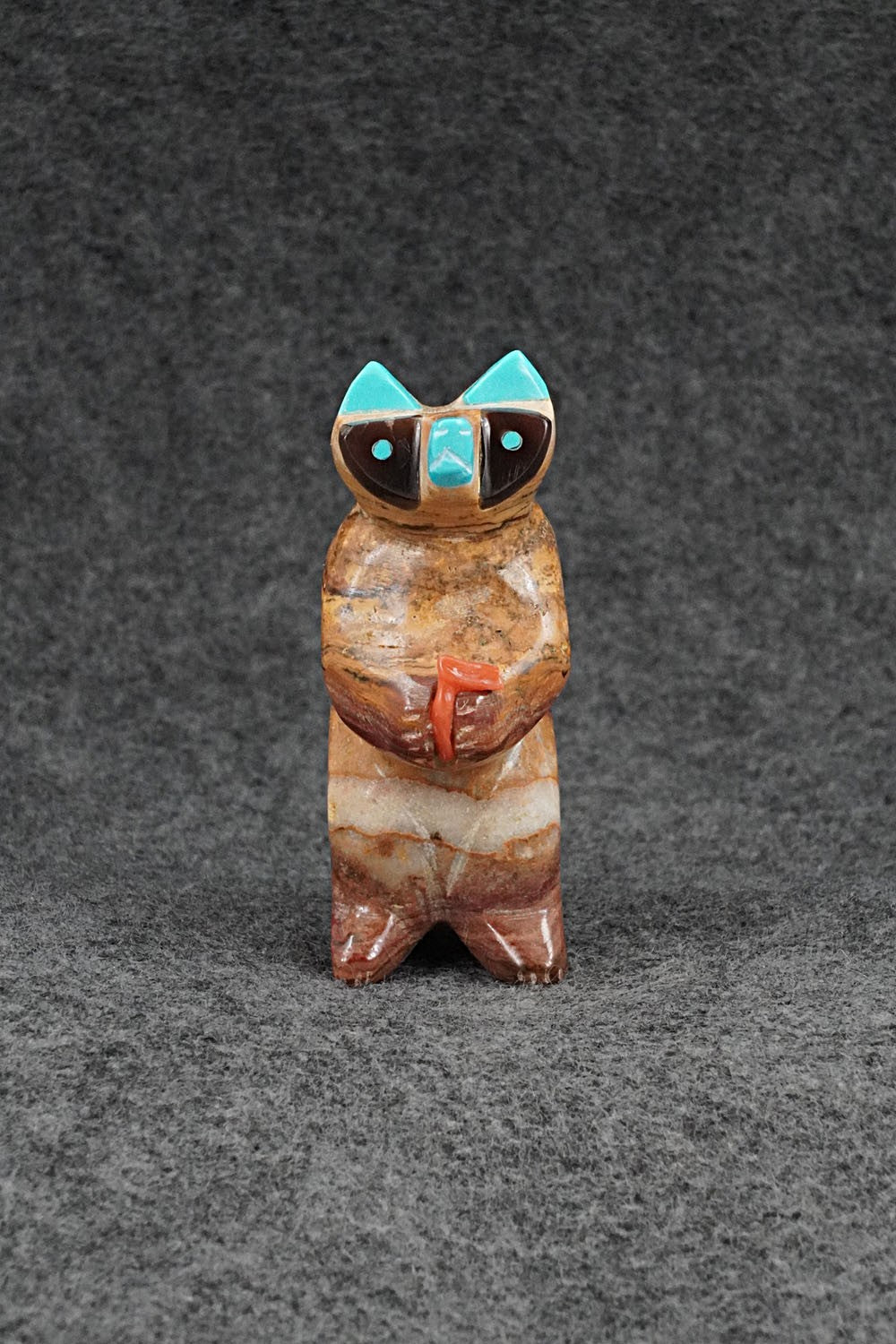 Raccoon Zuni Fetish Carving - Enrike Leekya