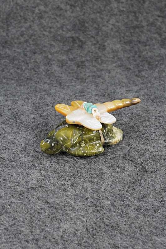 Turtle Zuni Fetish Carving - Daisy Rose Leonard