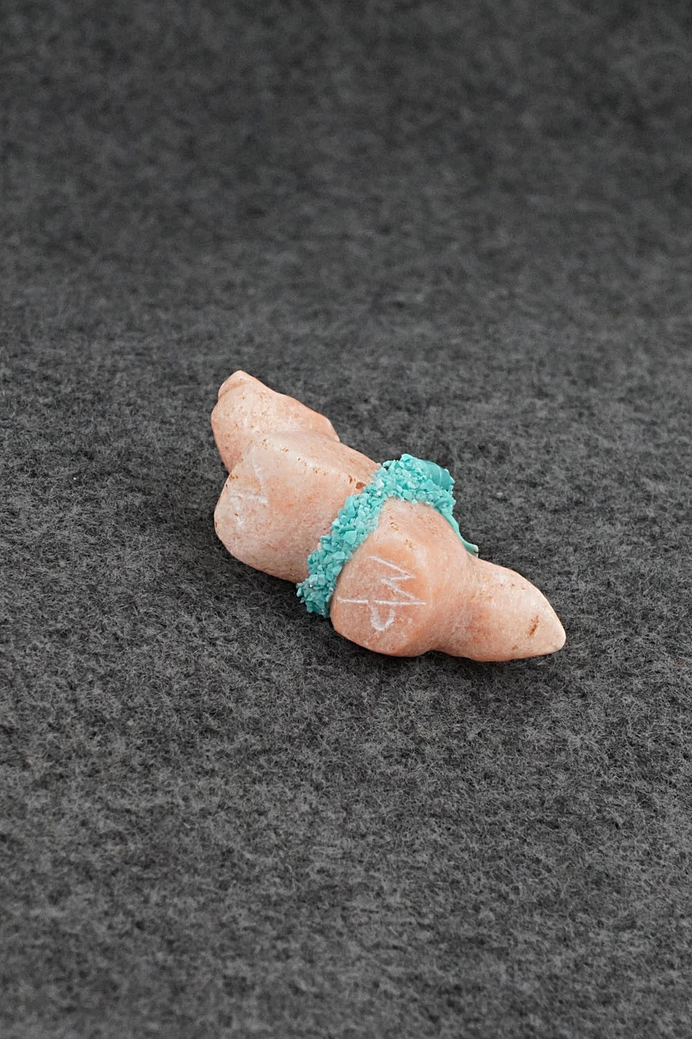 Wolf Zuni Fetish Carving - Marveletta Phillips