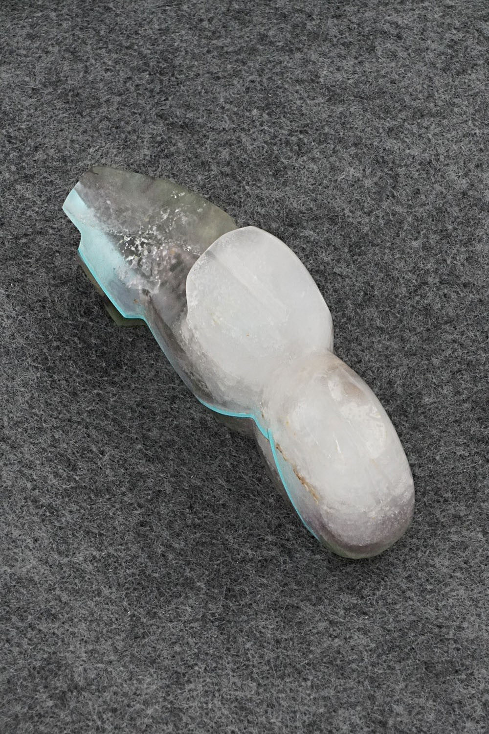 Bear Zuni Fetish Carving - Kenric Laiwakete