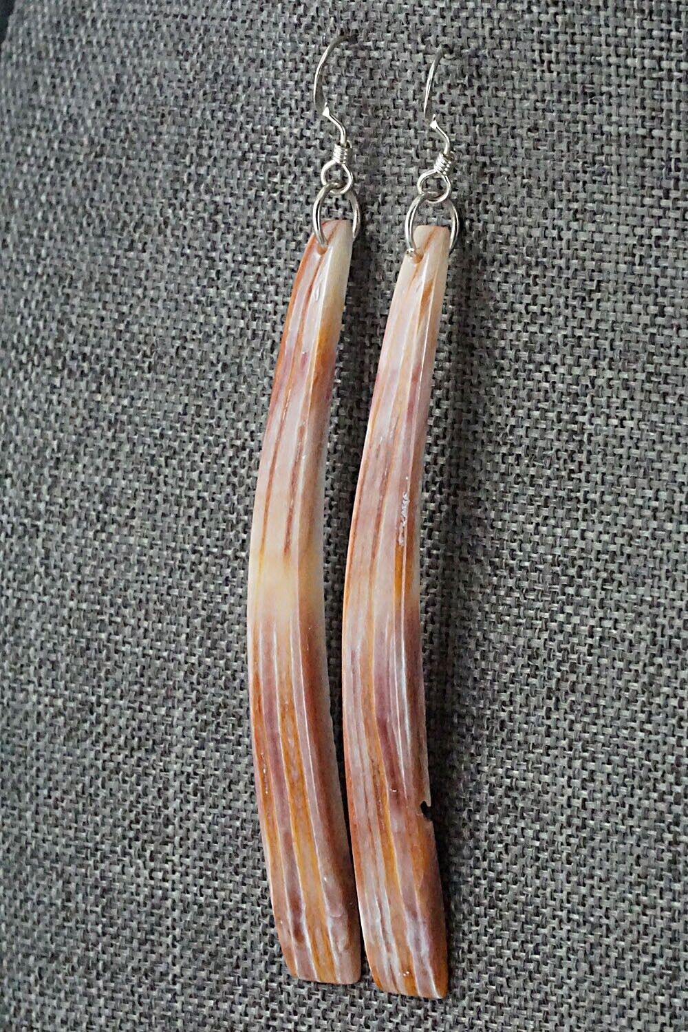 Spiny Oyster & Sterling Silver Earrings - Jesus Espino