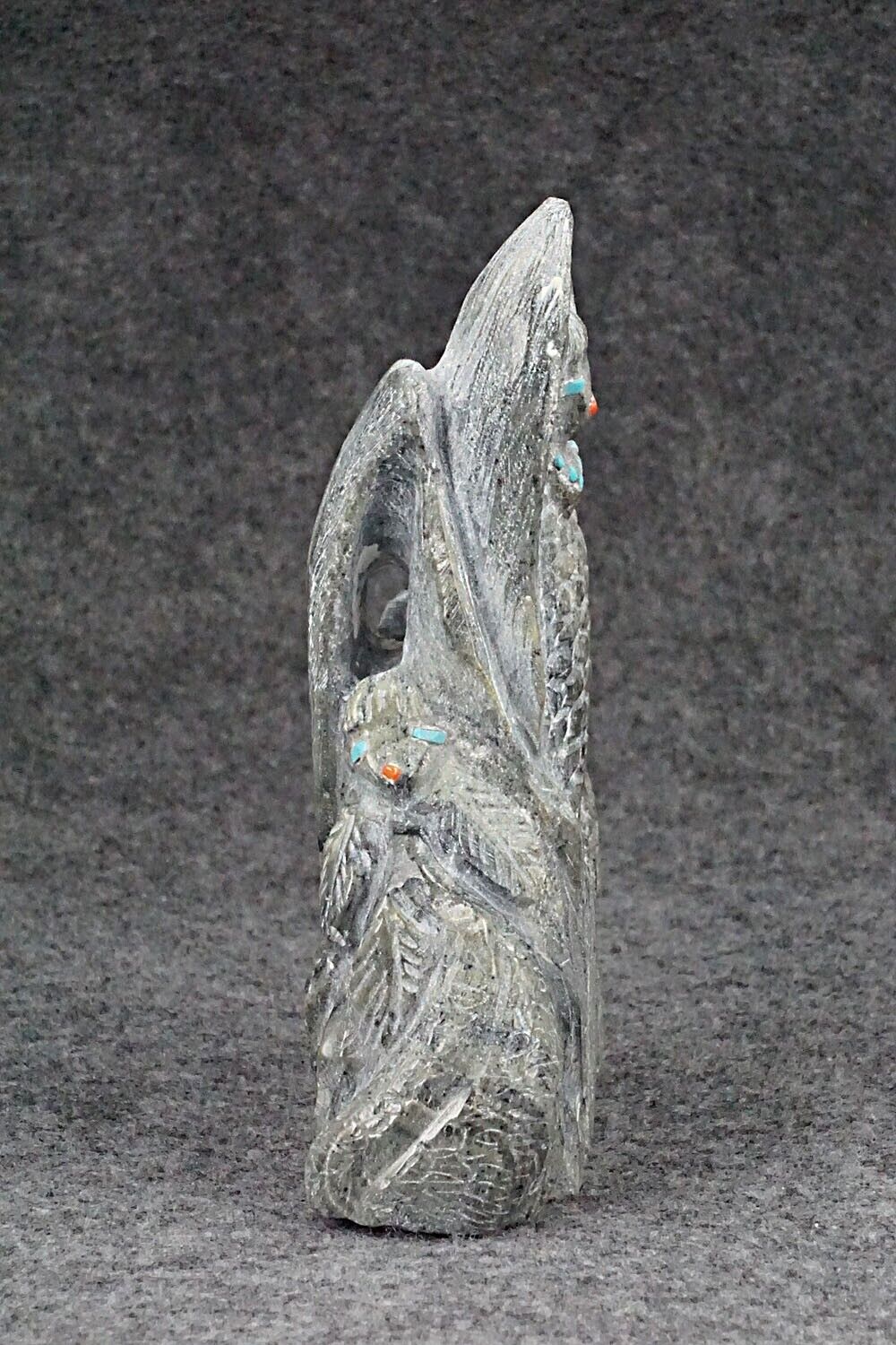 Corn Maiden Zuni Fetish Carving - Derrick Kaamasee