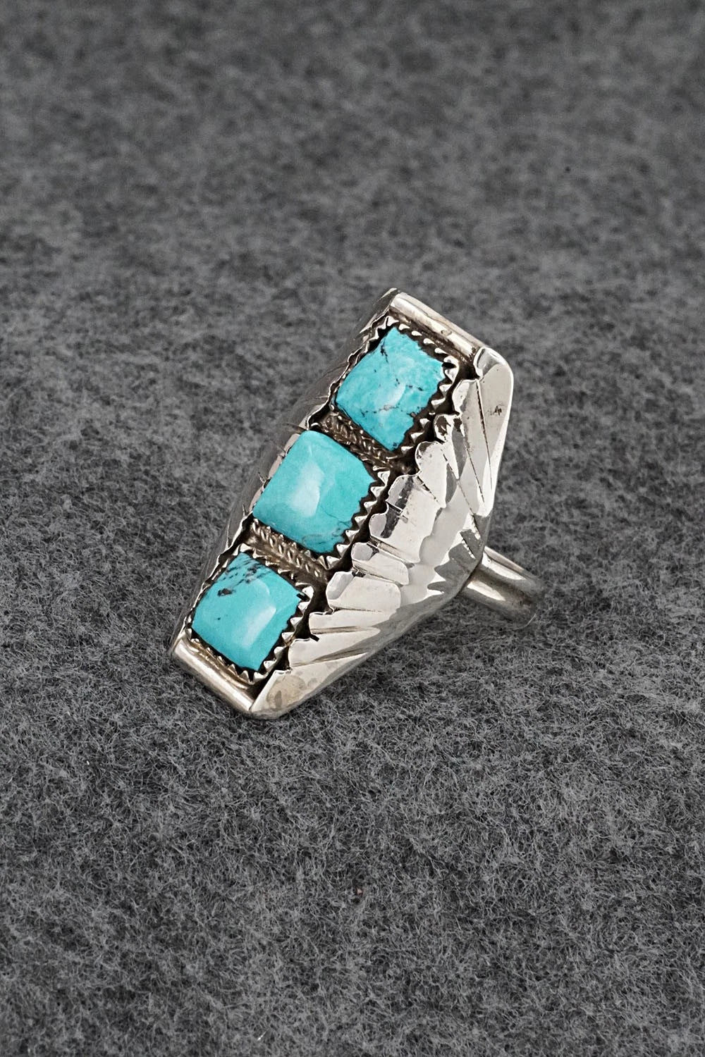 Turquoise & Sterling Silver Vintage Ring - Size 11.5