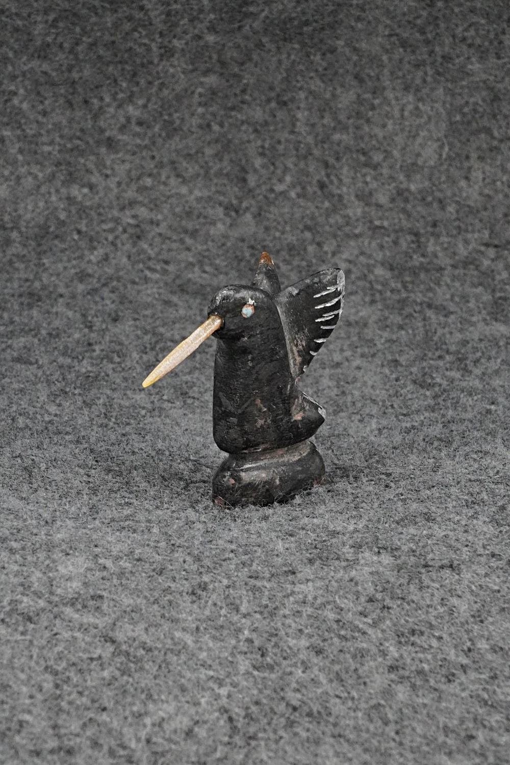 Hummingbird Zuni Fetish Carving - Justin Red Elk