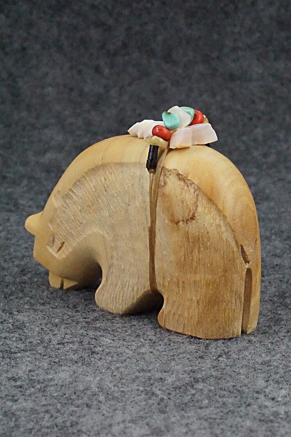 Bear Zuni Fetish Carving - Douglas Martza