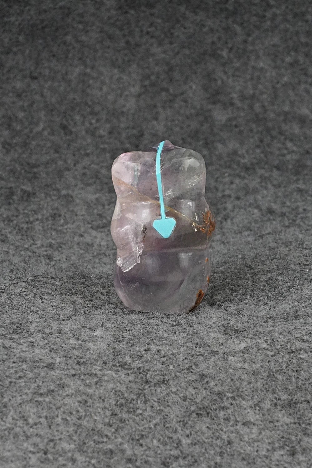 Bear Zuni Fetish Carving - Kenric Laiwakete