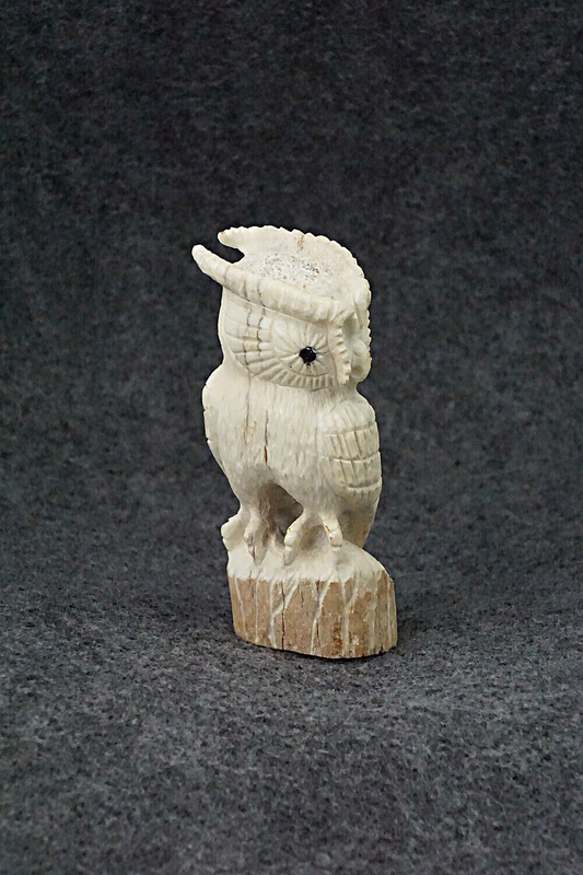 Owl Zuni Fetish Carving - Chris Peina